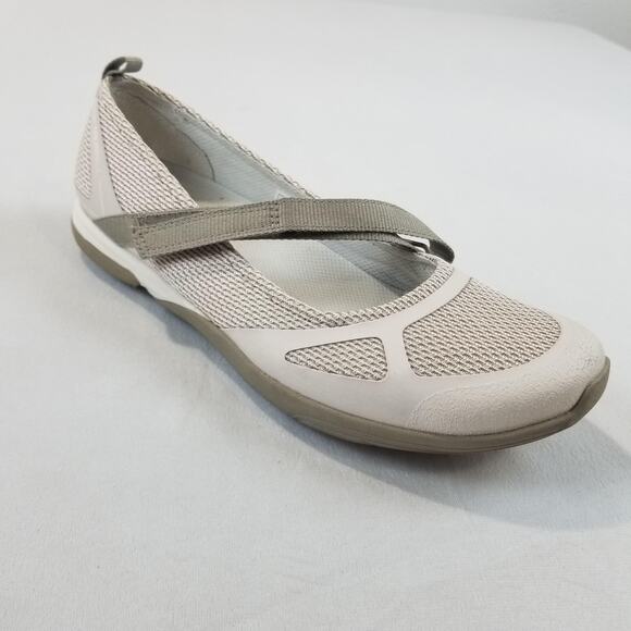 Merrell Womens 9.5 Taupe Mary Jane Mesh Walking Shoes Comfort Strap Lightweight - Picture 2 of 10